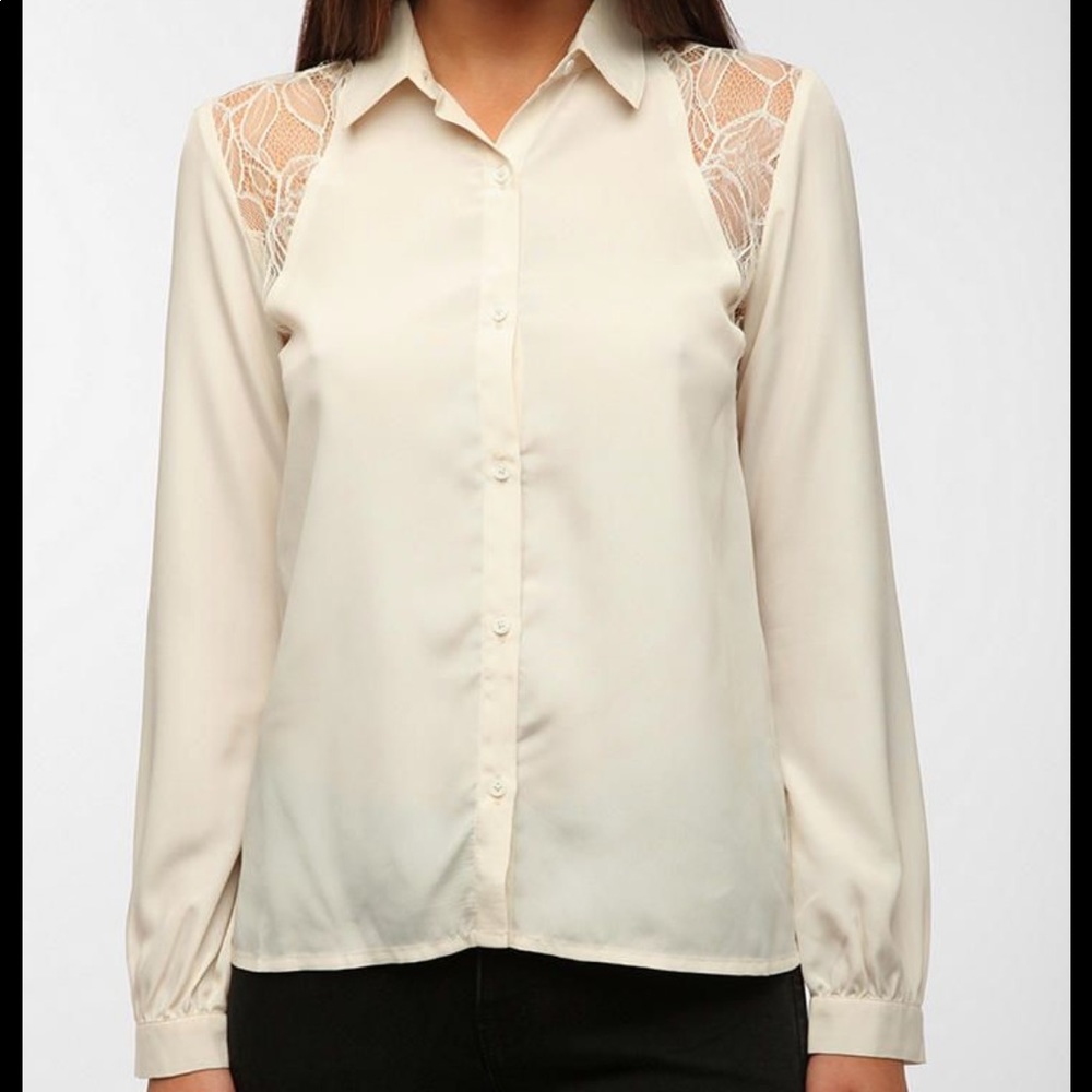 Thistle pearl lace blouse